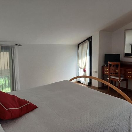 Carmen De Nella Eco Lodge 4* Каприно-Веронезе Экстерьер фото